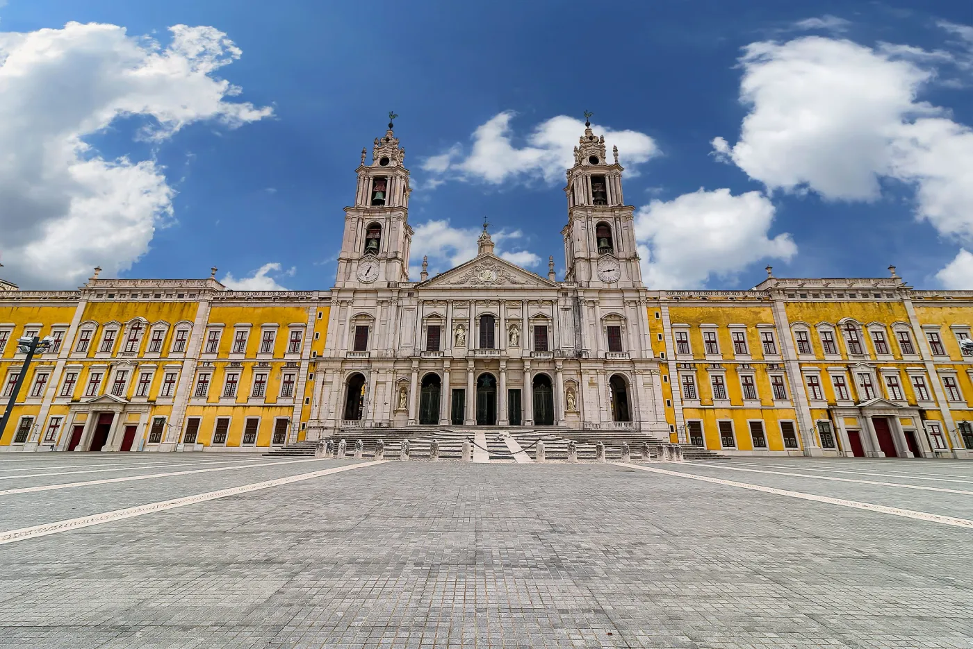 Mafra, Ericeira & Azenhas do Mar: Herança Real e Atlântica