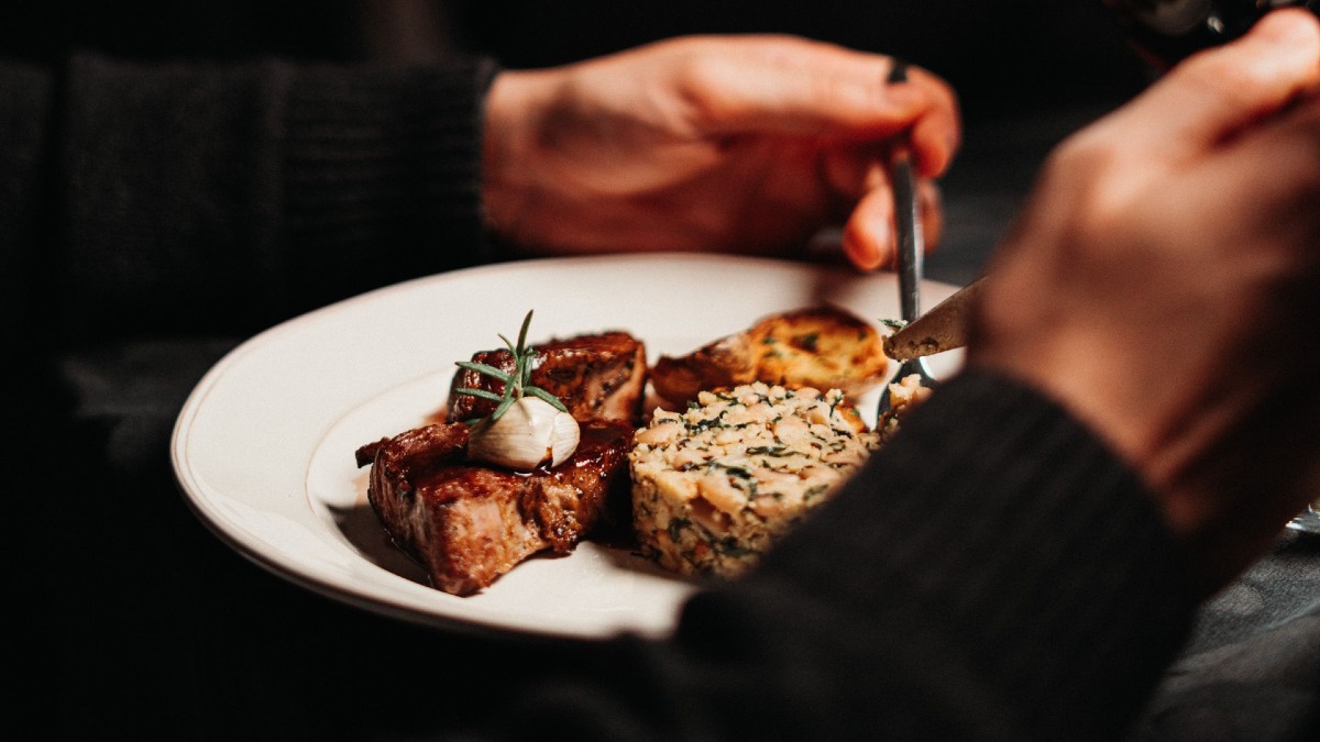 Fado Night in Porto: Dinner, Live Show and Evening Tour - 11